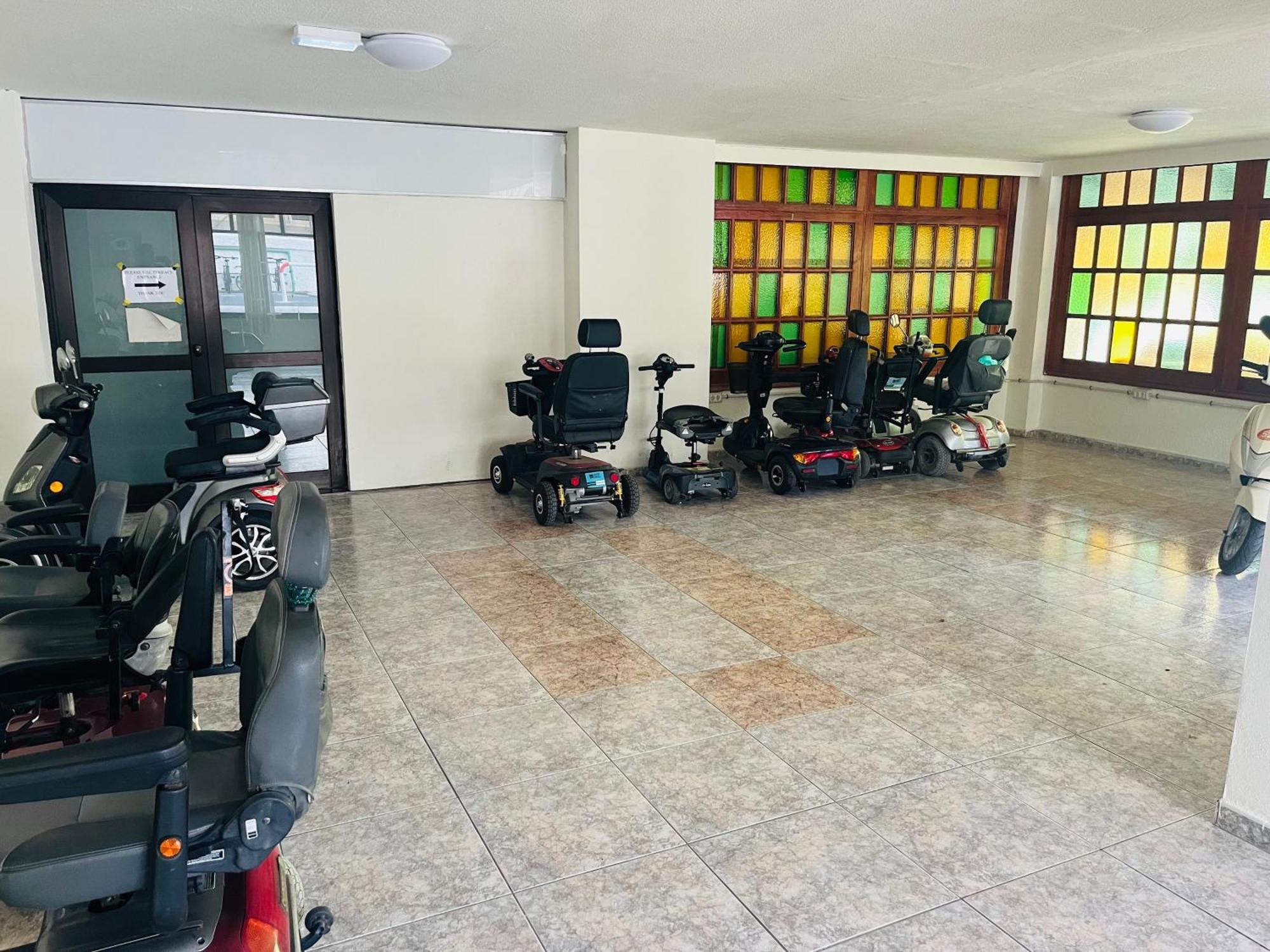 Superbe Appartement A Las Americas Torres Del Sol Arona  Exterior foto